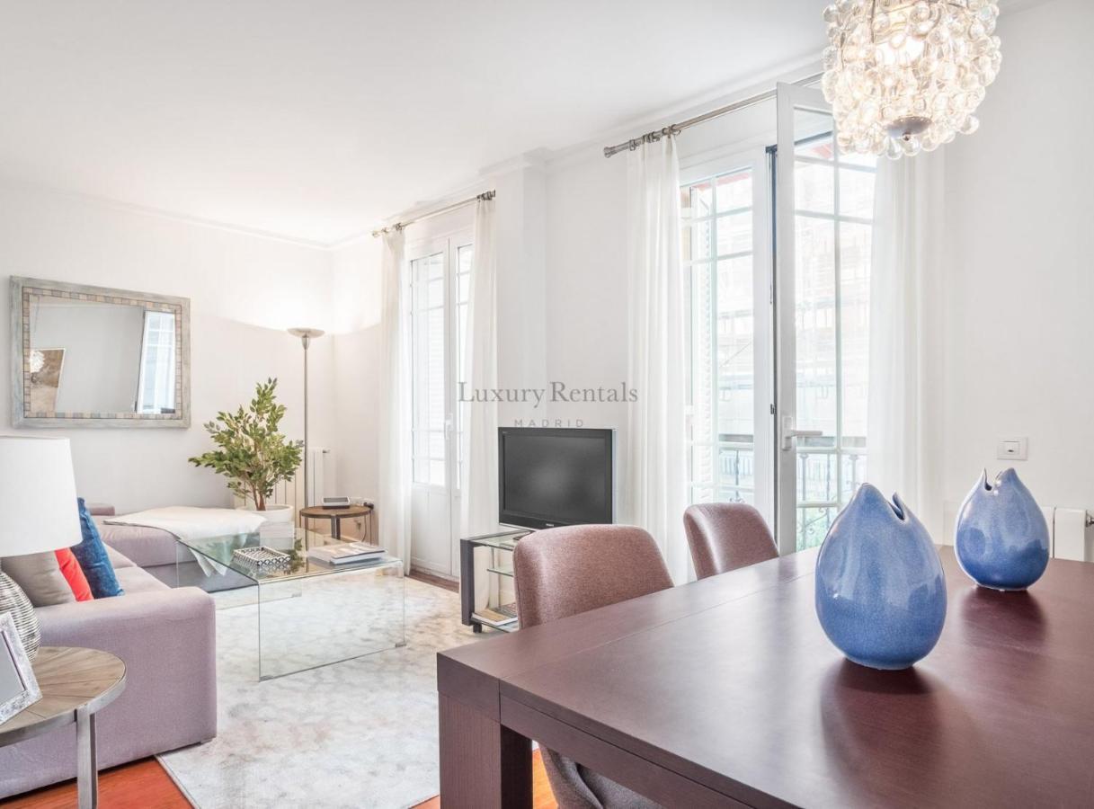 Charming 2-Bedroom Apartment In Retiro Perfect Madrid Location Exterior foto