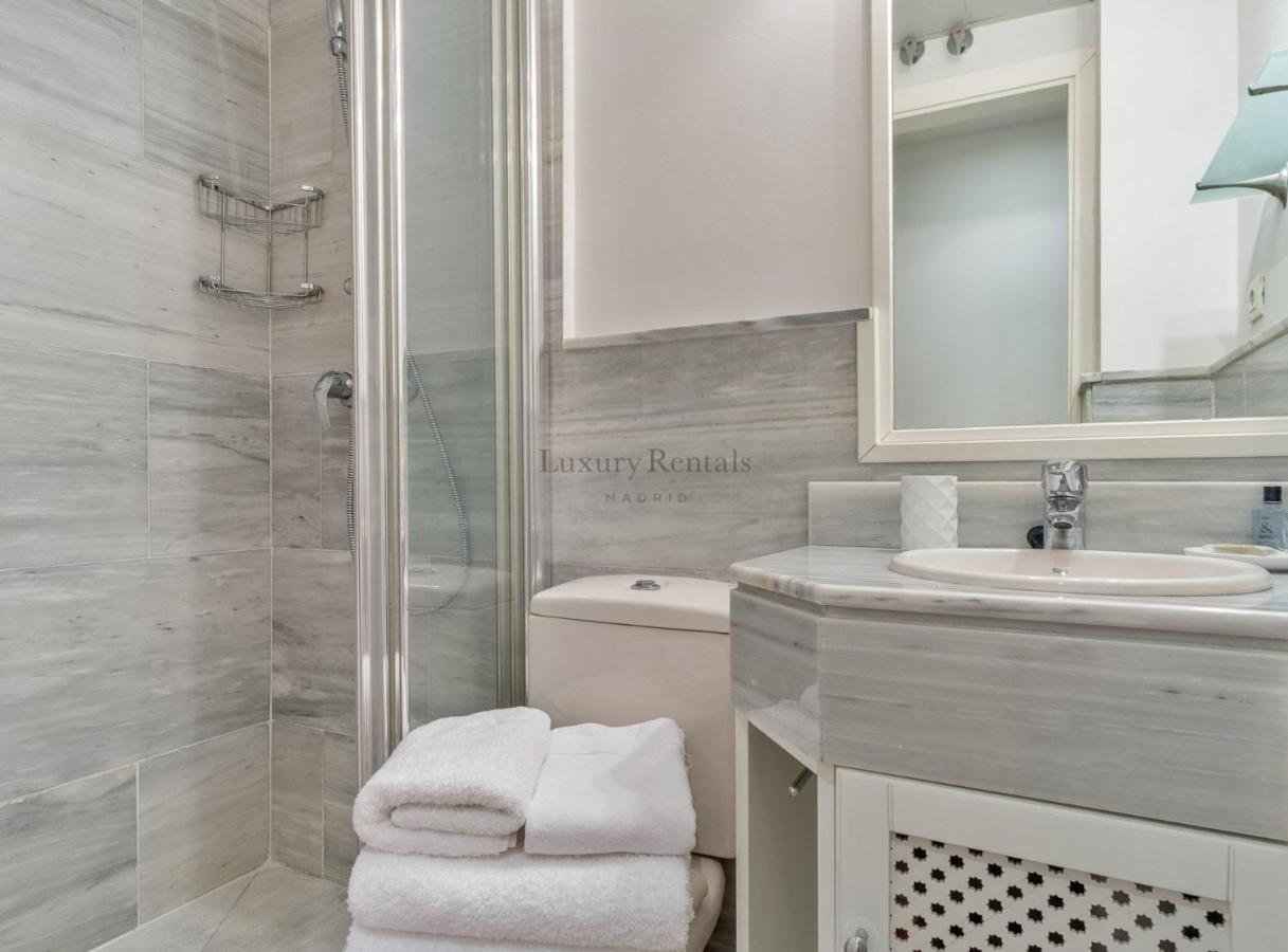 Charming 2-Bedroom Apartment In Retiro Perfect Madrid Location Exterior foto